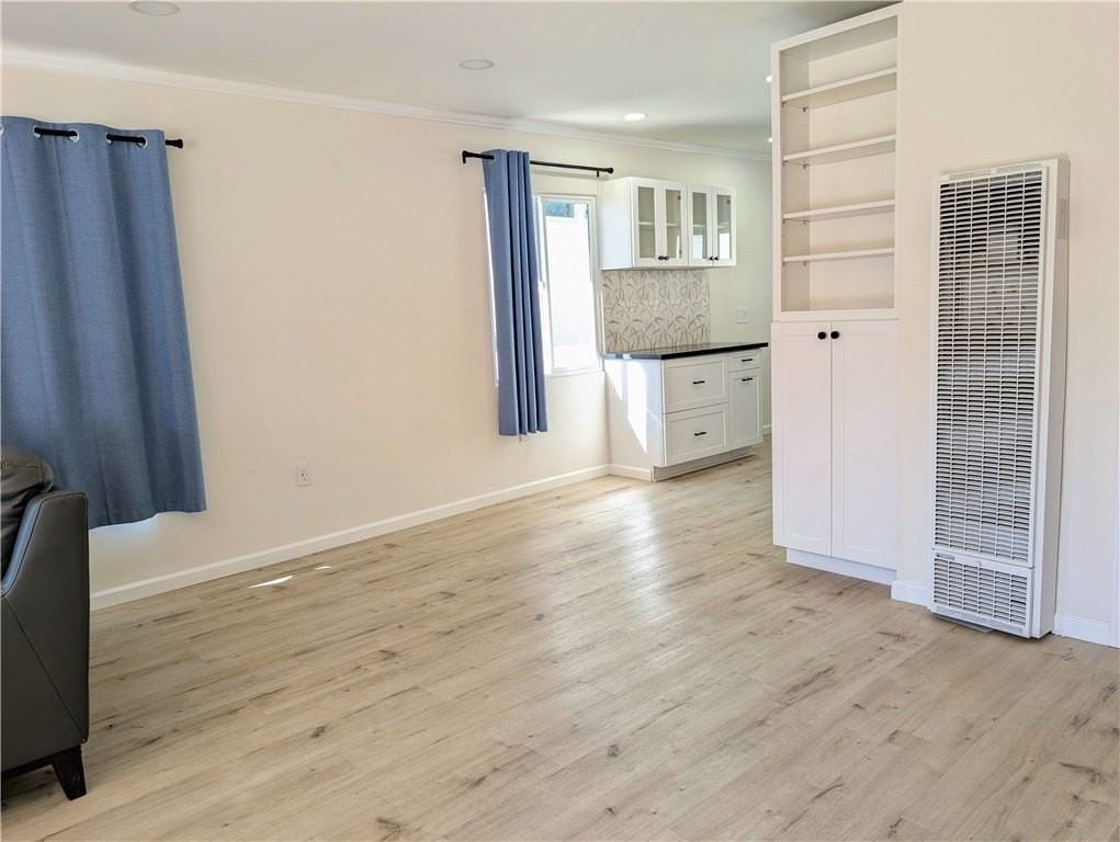 1041 2nd St - Photo 6 of 20