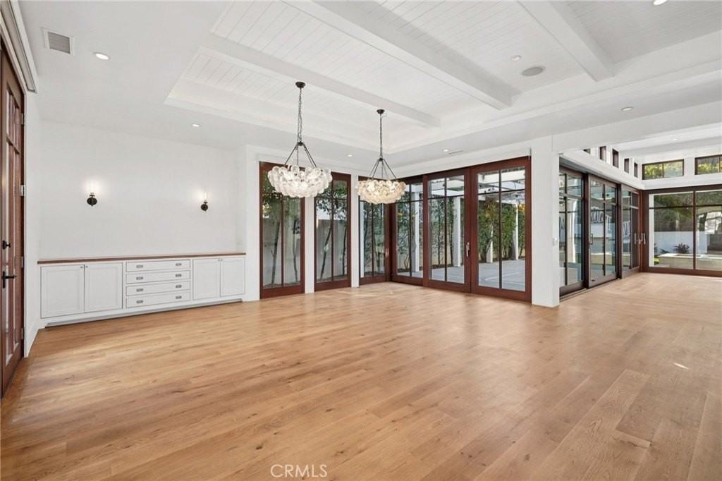 2119 Power St - Photo 6 of 50