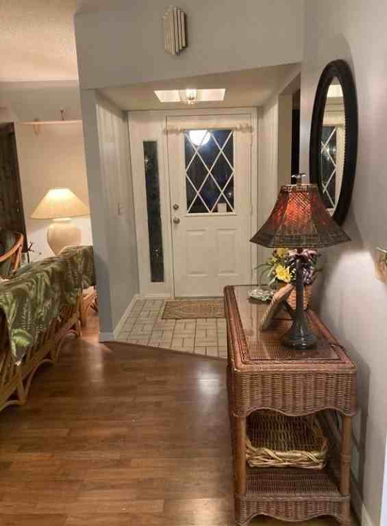 1565 Glentry Ln - Photo 2 of 15