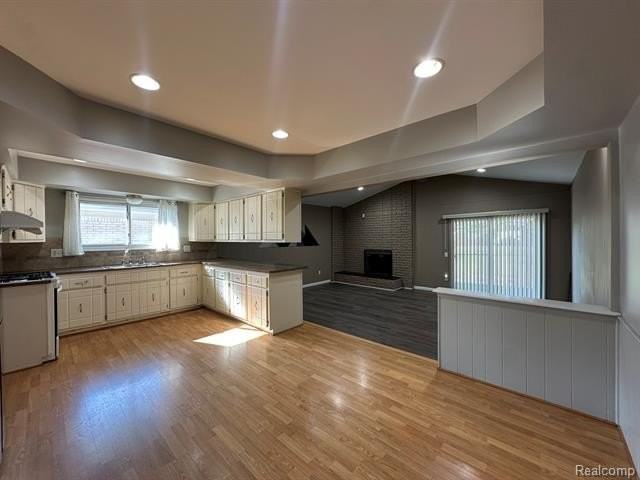 3217 Barton Drive - Photo 4 of 24