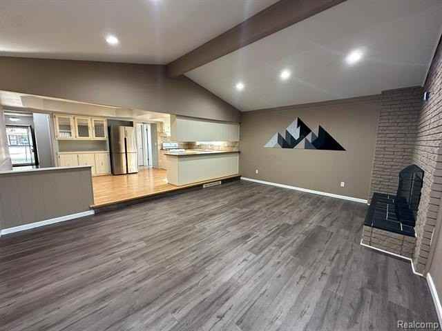3217 Barton Drive - Photo 7 of 24