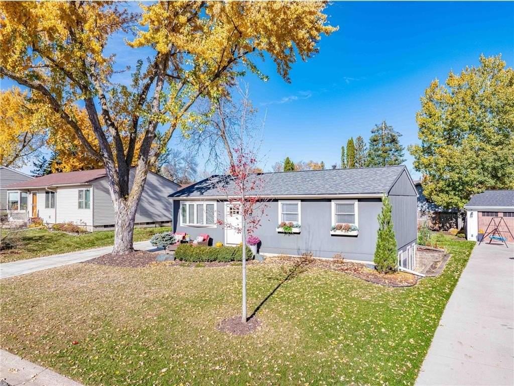 112514 Washington Ln - Photo 3 of 50