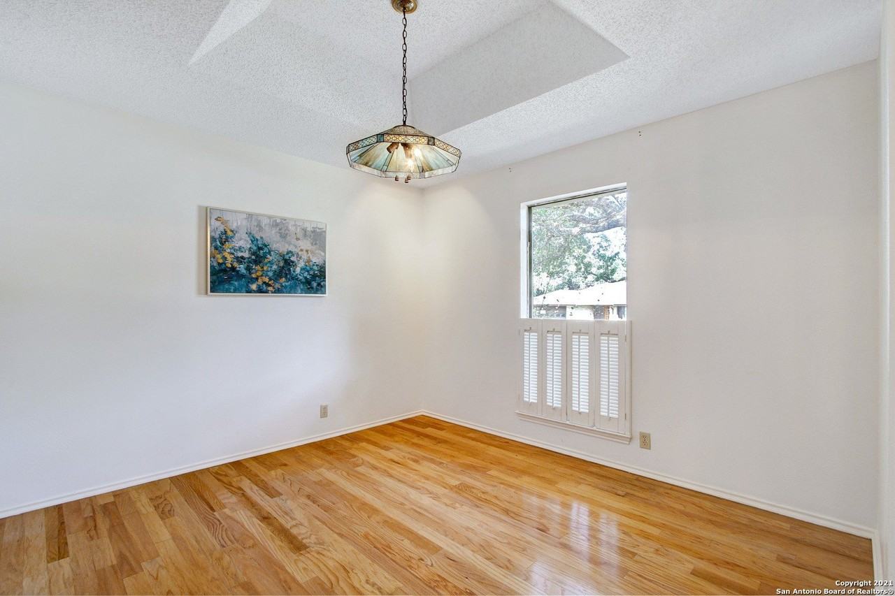 5538 Timber Canyon St - Photo 5 of 40