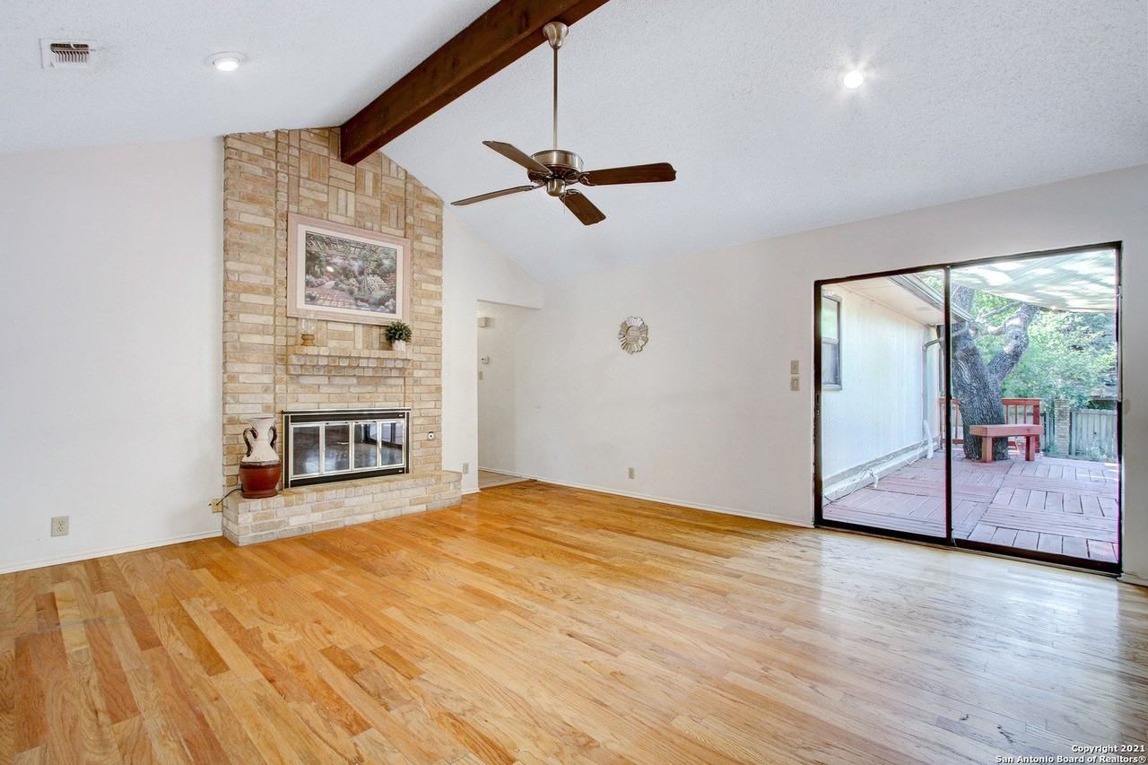 5538 Timber Canyon St - Photo 7 of 40