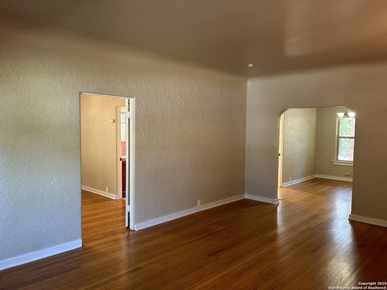 224 East Rosewood Avenue #1 - Photo 7 of 38