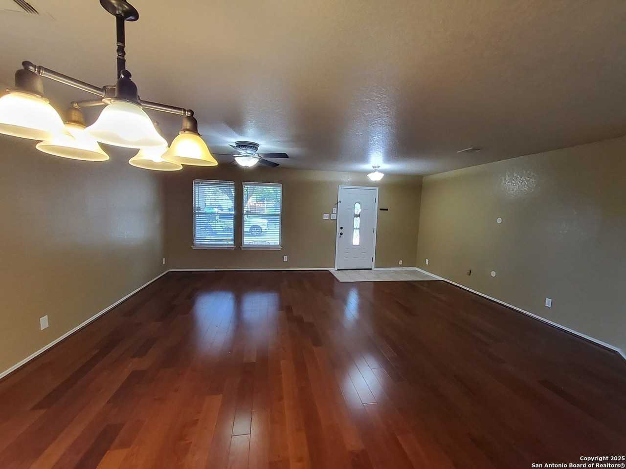 11502 Forest Br - Photo 2 of 15