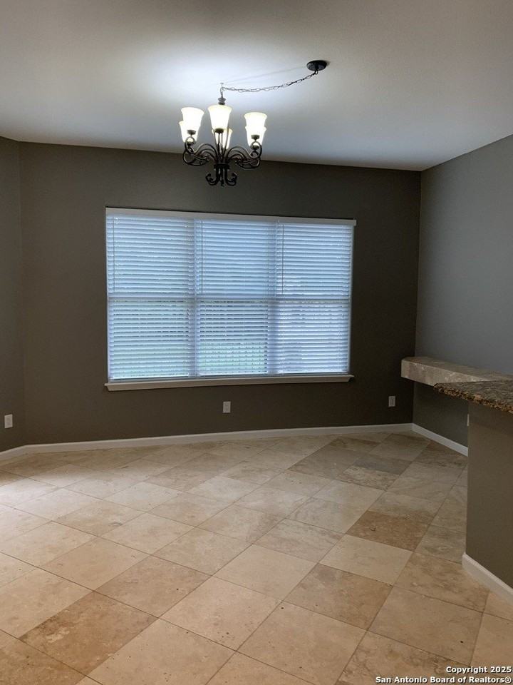 630 Ira Lee Rd - Photo 6 of 40