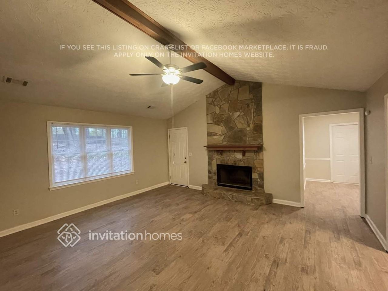 2634 Laurel Woods Ln Se - Photo 5 of 20