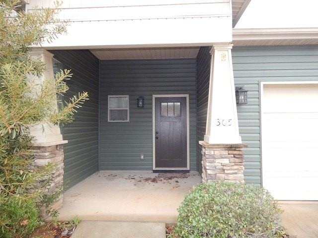 305 Sliding Rock Drive - Photo 2 of 18