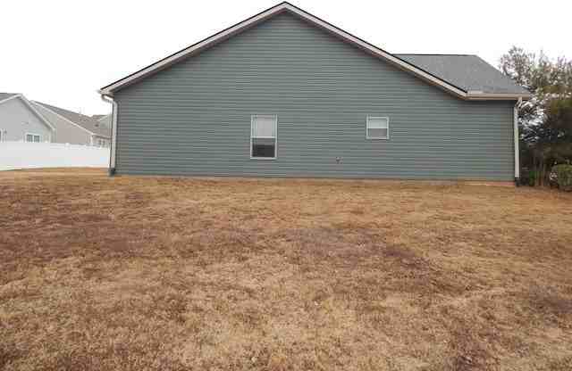 305 Sliding Rock Drive - Photo 4 of 18