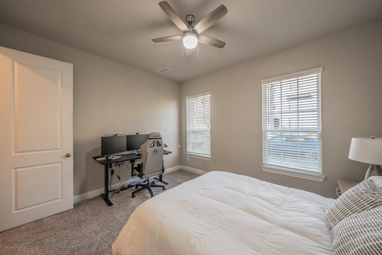 4160 Wetstone Lane - Photo 6 of 31