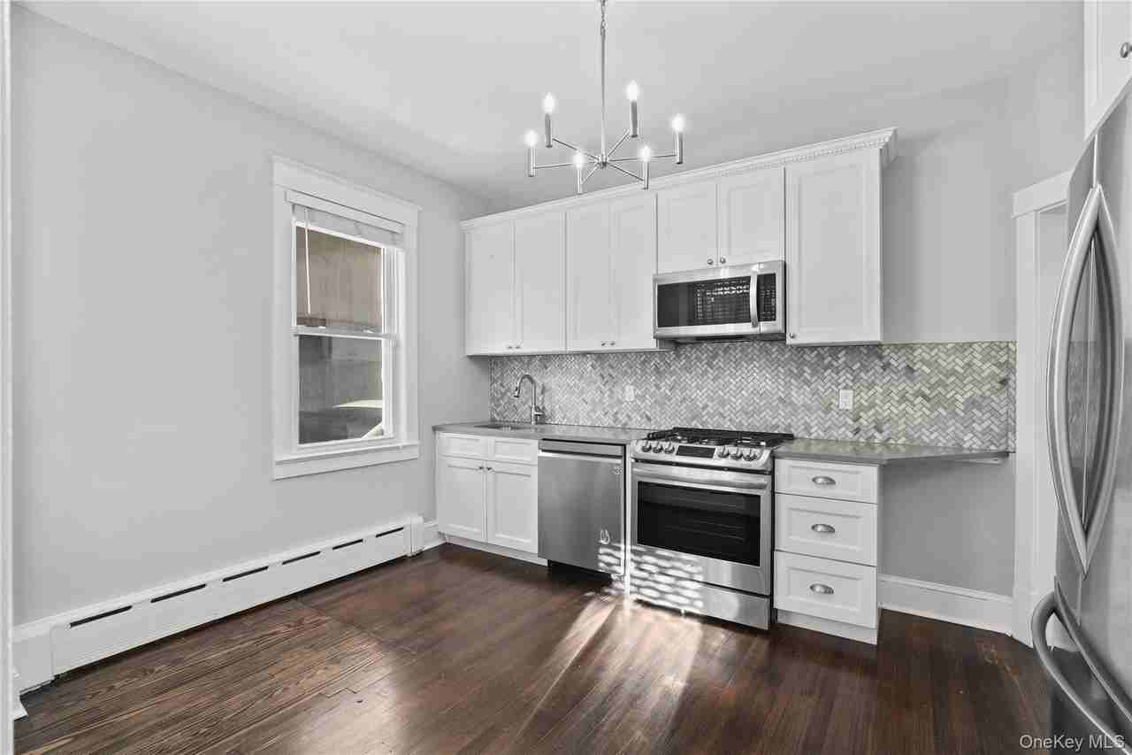 40 Main St - Photo 3 of 13