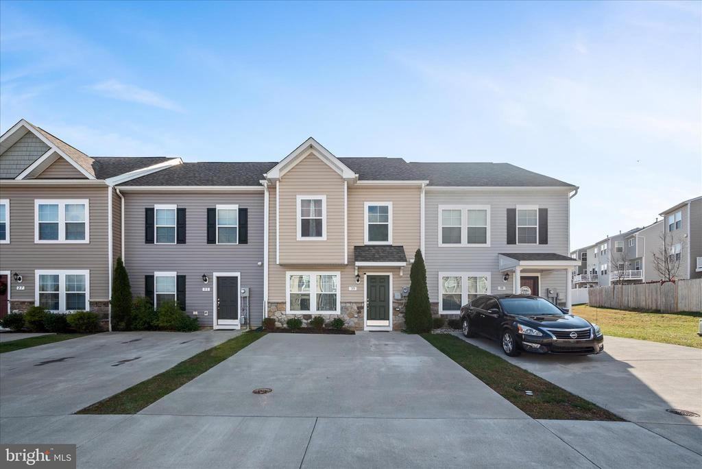 35 Mengel Rd - Photo 2 of 32