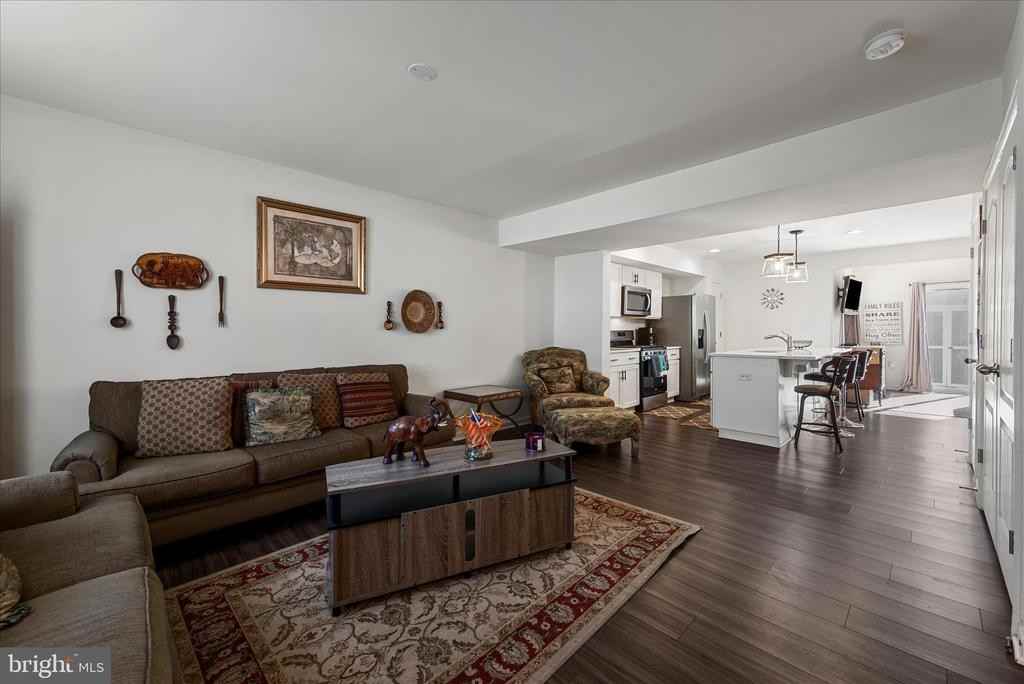 35 Mengel Rd - Photo 5 of 32