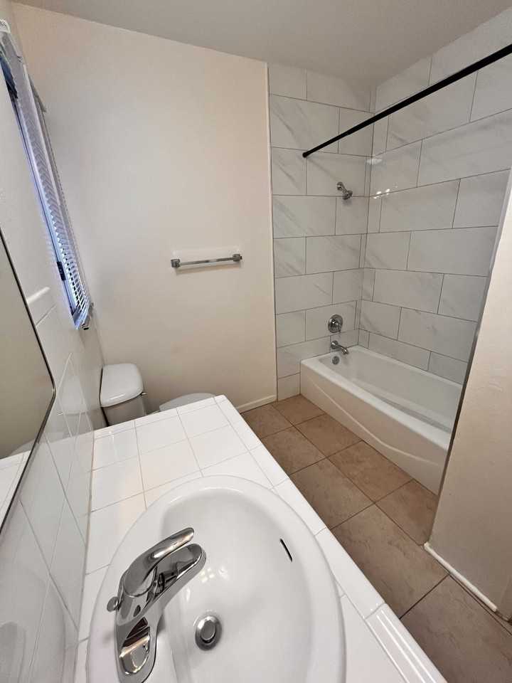 9381 Cellini Ave #3 - Photo 7 of 9