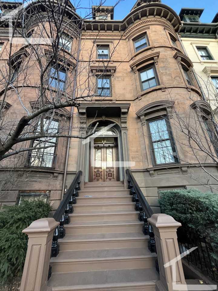 550 Massachusetts Avenue #1