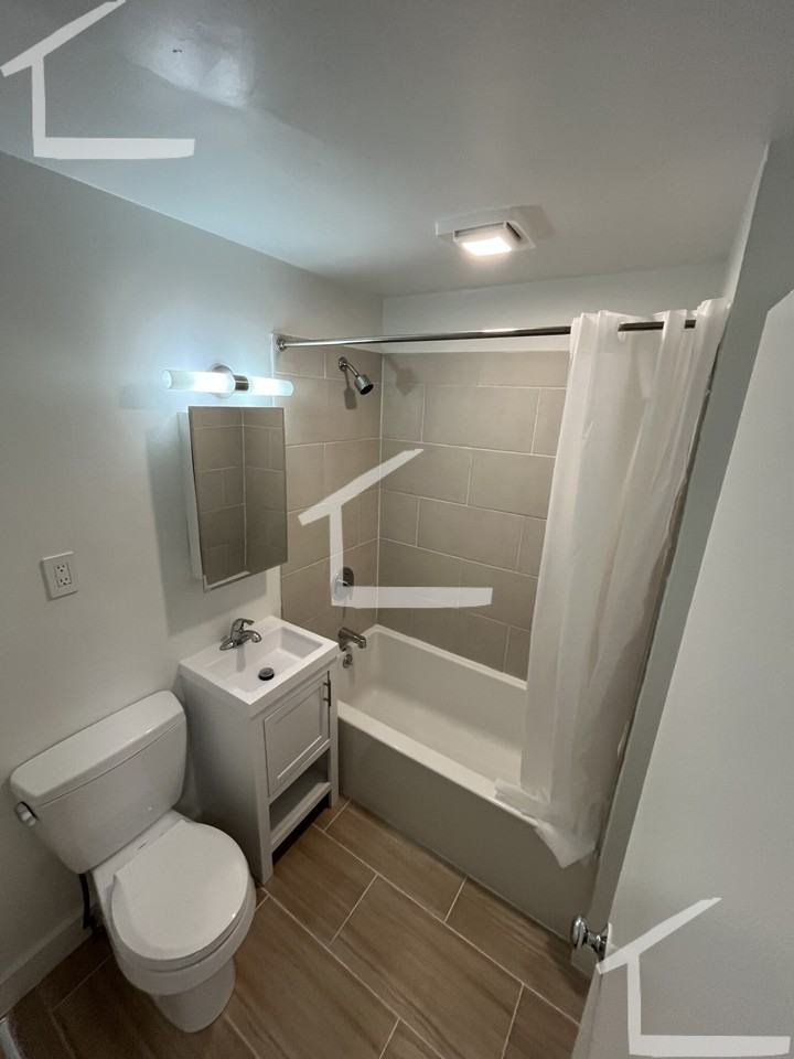 550 Massachusetts Ave #1 - Photo 4 of 8