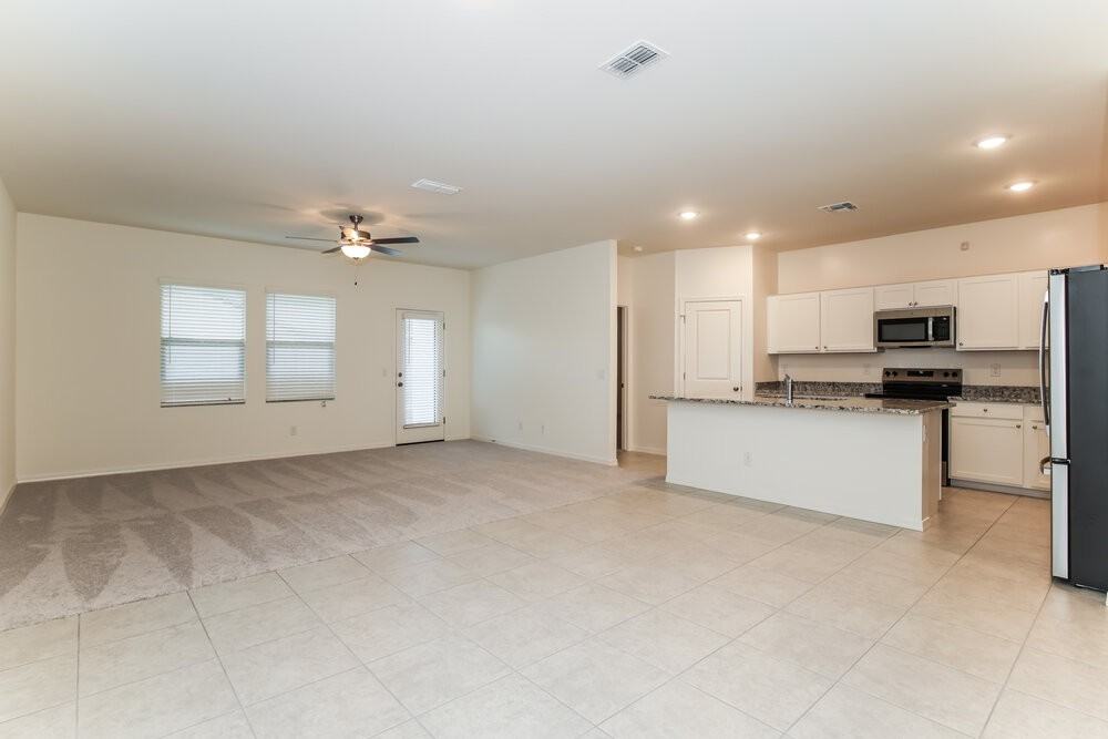 3974 E Terrace Ct - Photo 3 of 16