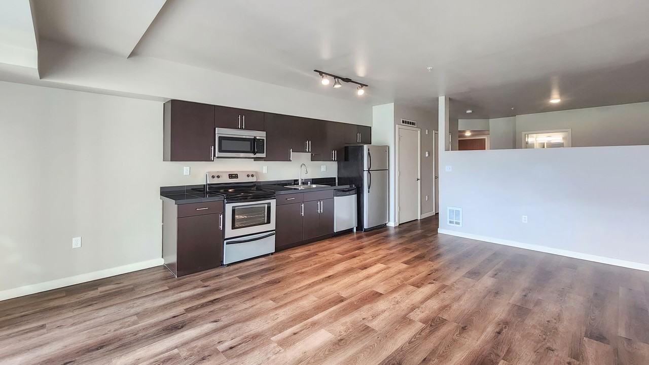 The Broadway Building - Photo 4 of 31