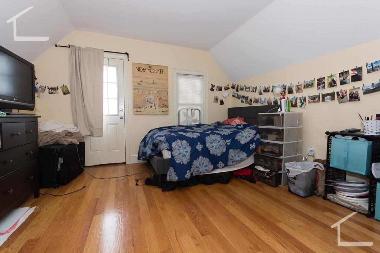 56 Brainerd Rd - Photo 5 of 11