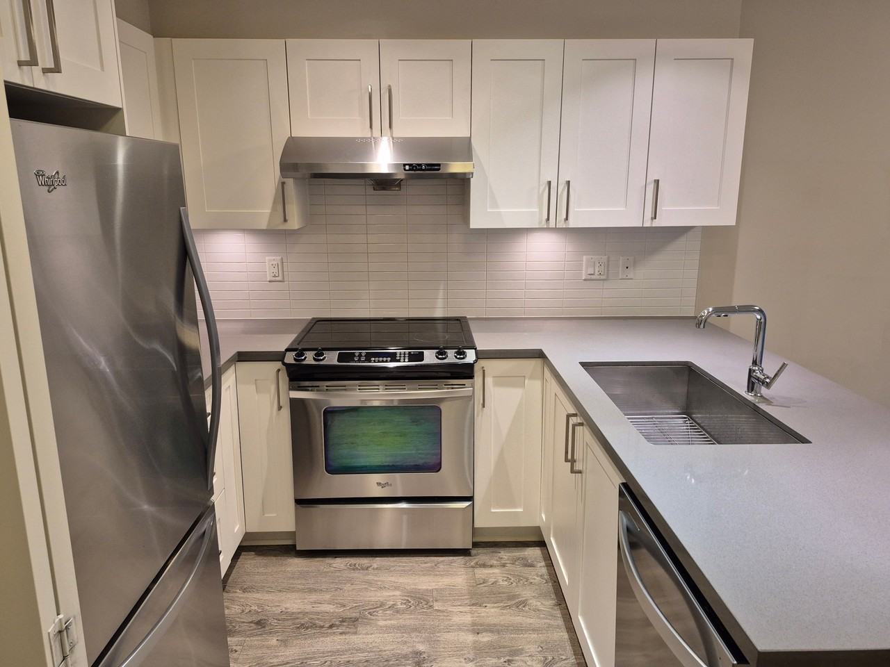 963 Charland Avenue - Photo 4 of 13