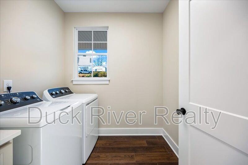 119 Westover Dr - Photo 5 of 36