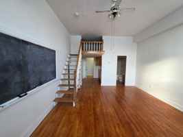 featured image of 227 W Wapello St