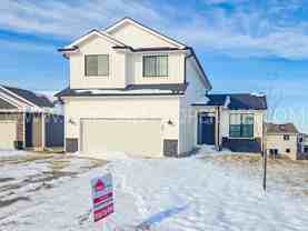 305 Northwest Horan Court - Photo 1 of 1