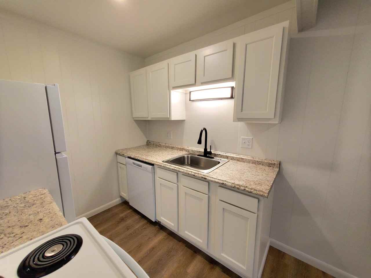 112 Becky Drive - Greeneville - Photo 4 of 45