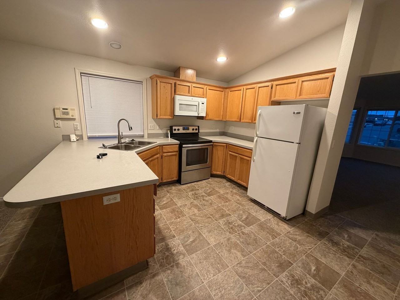 5512 Montague Lane - Photo 5 of 21