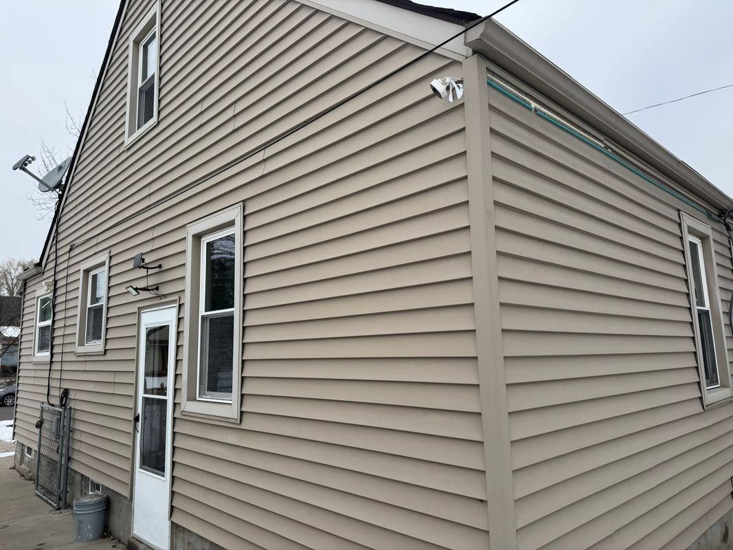 18274 Harman St - Photo 4 of 26