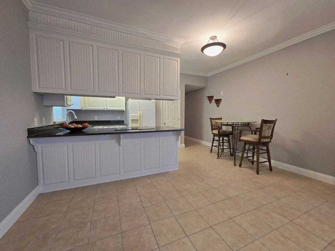 1120 15th St ##3f - Photo 4 of 18