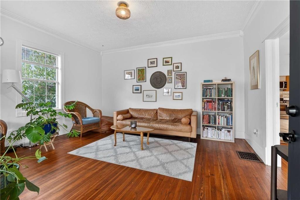 1411 Glenwood Avenue Southeast - Photo 5 of 29