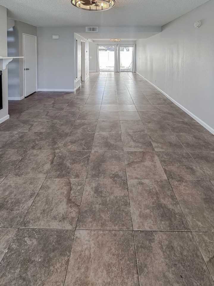 1215 South Mohave Drive - Photo 5 of 20