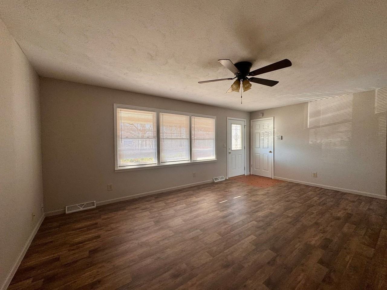 209 Frances Street - Photo 2 of 22