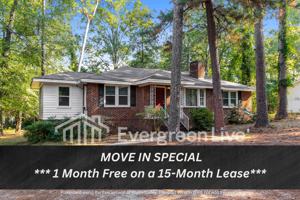 featured image of 2817 Oakland Ave