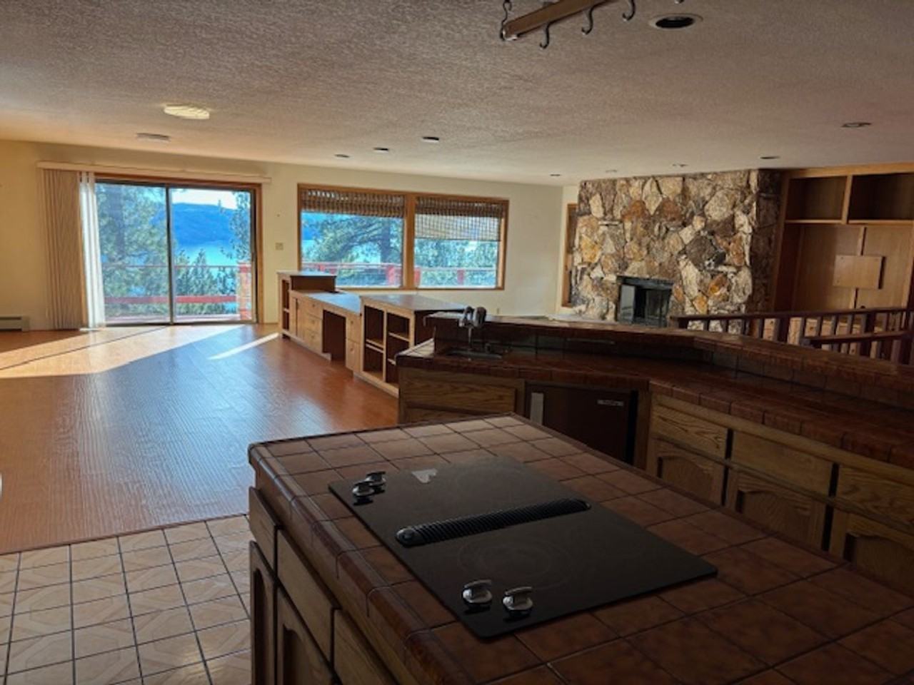 871 Tyner Way - Photo 6 of 23