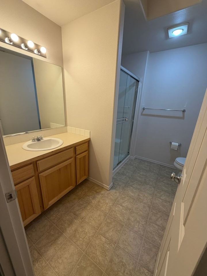 7806 Quadra Drive - Photo 3 of 20