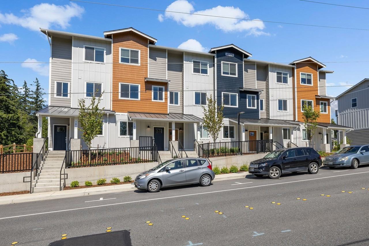 Modern Luxury Awaits at 4030 Dewey Road – Brand New 2 - Photo 5 of 45