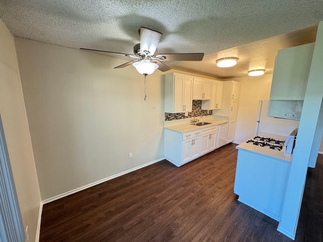 Pointe Mesa - Photo 3 of 19