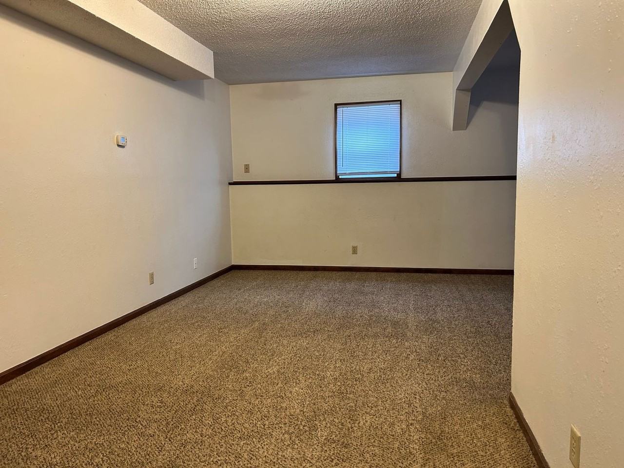 903 Windwood Drive #D - Photo 2 of 9