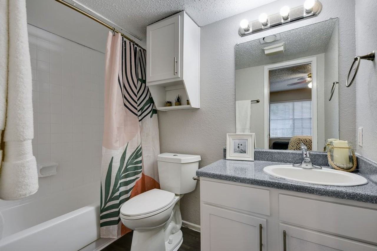 1955 Larkspur Dr. - Photo 4 of 13