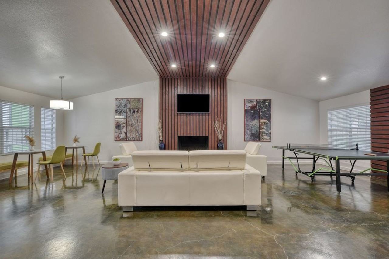 1955 Larkspur Dr. - Photo 5 of 13