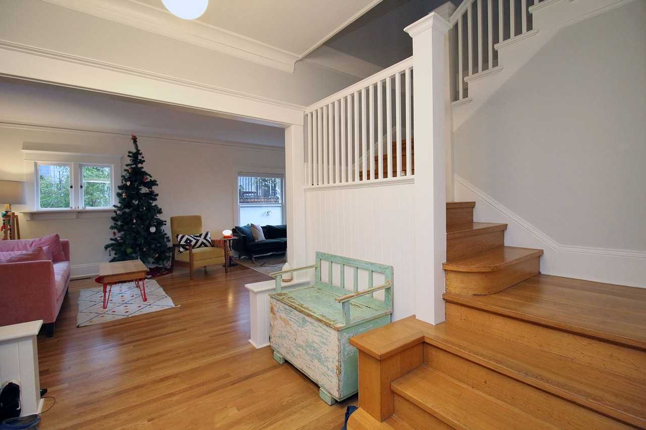 3309 Northwest Thurman Street - Photo 3 of 36