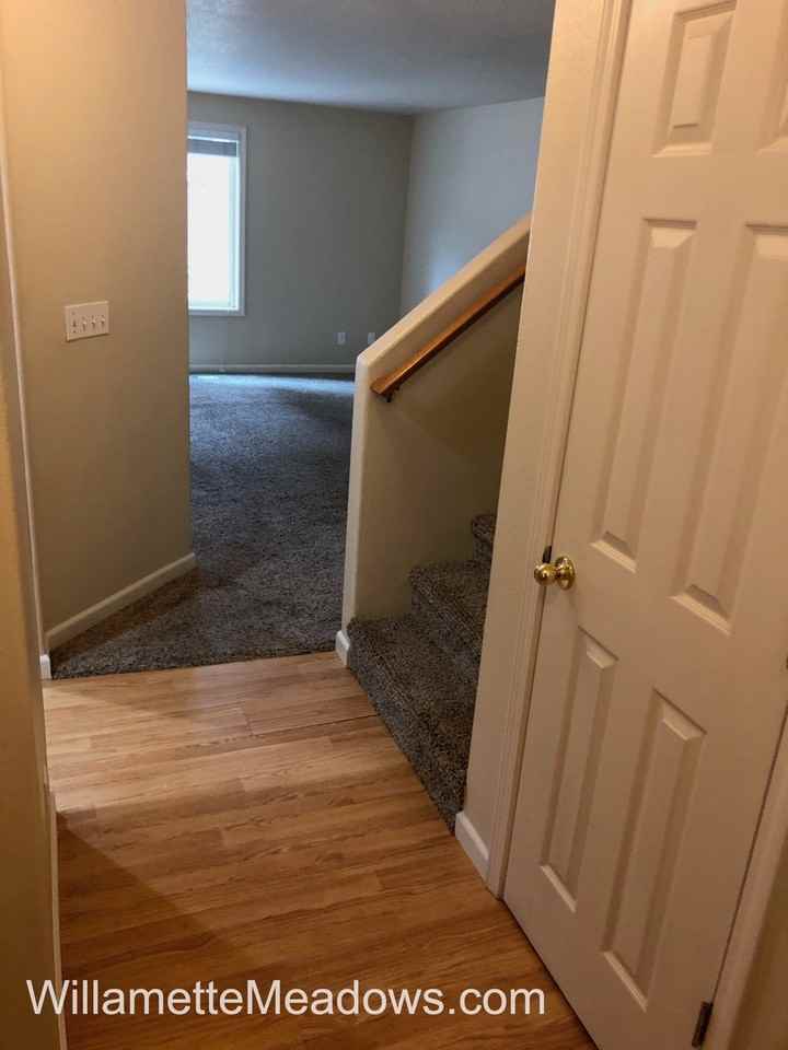 3902 - 3904 Pringle Creek Ct SE - Photo 3 of 31