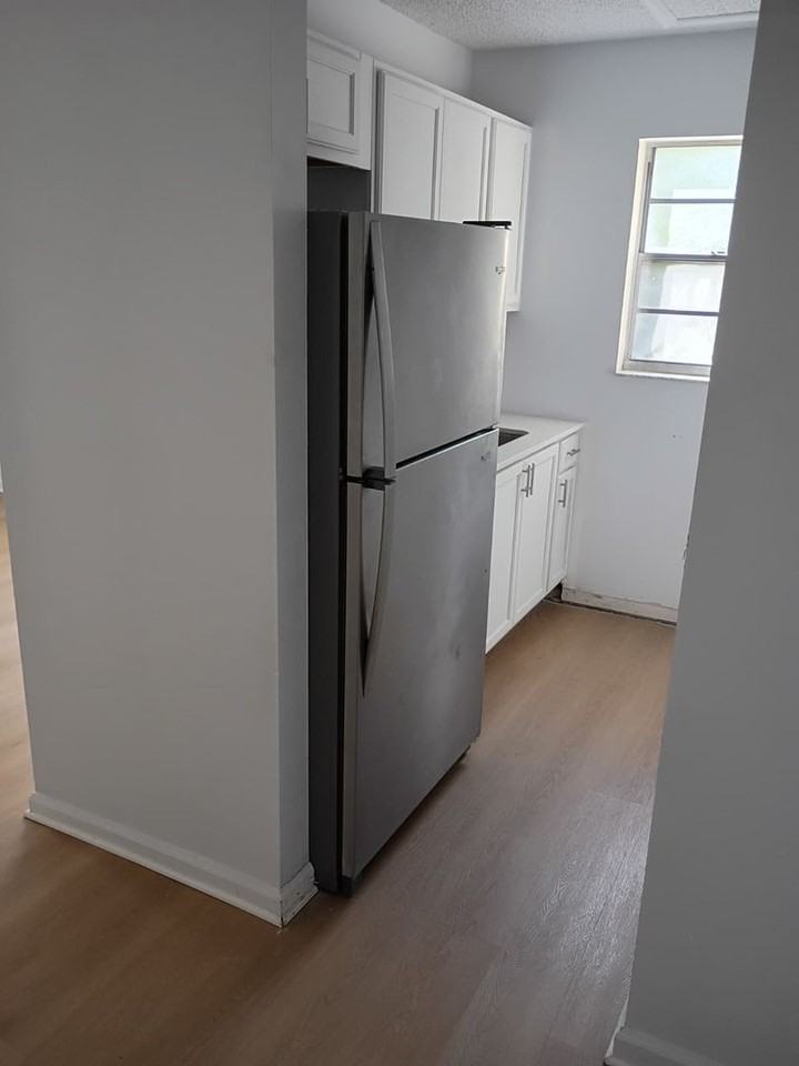 116 North F Street #2 - Photo 6 of 13