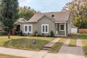 featured image of 625 Clifton Court