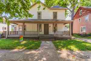 featured image of 711 Fremont Street