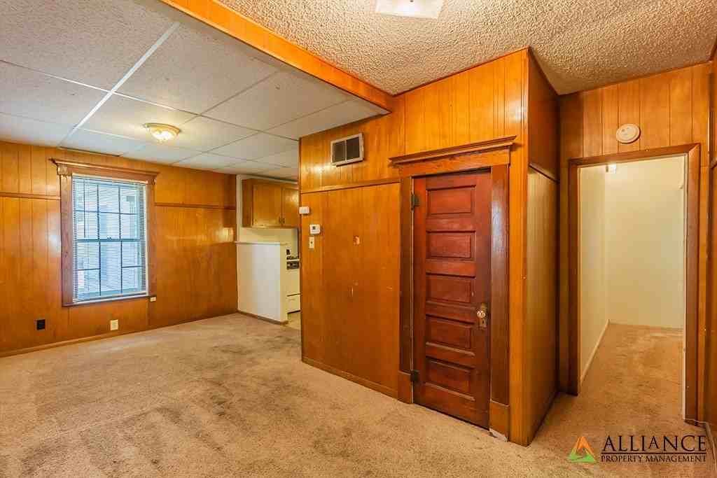 711 Fremont Street - Photo 3 of 32