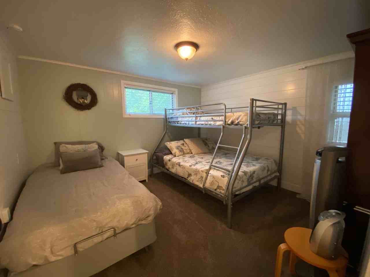 40 200 West - Photo 7 of 11